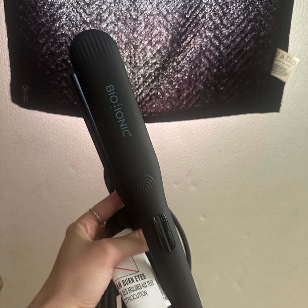Bio Ionic Black Hair Straightener